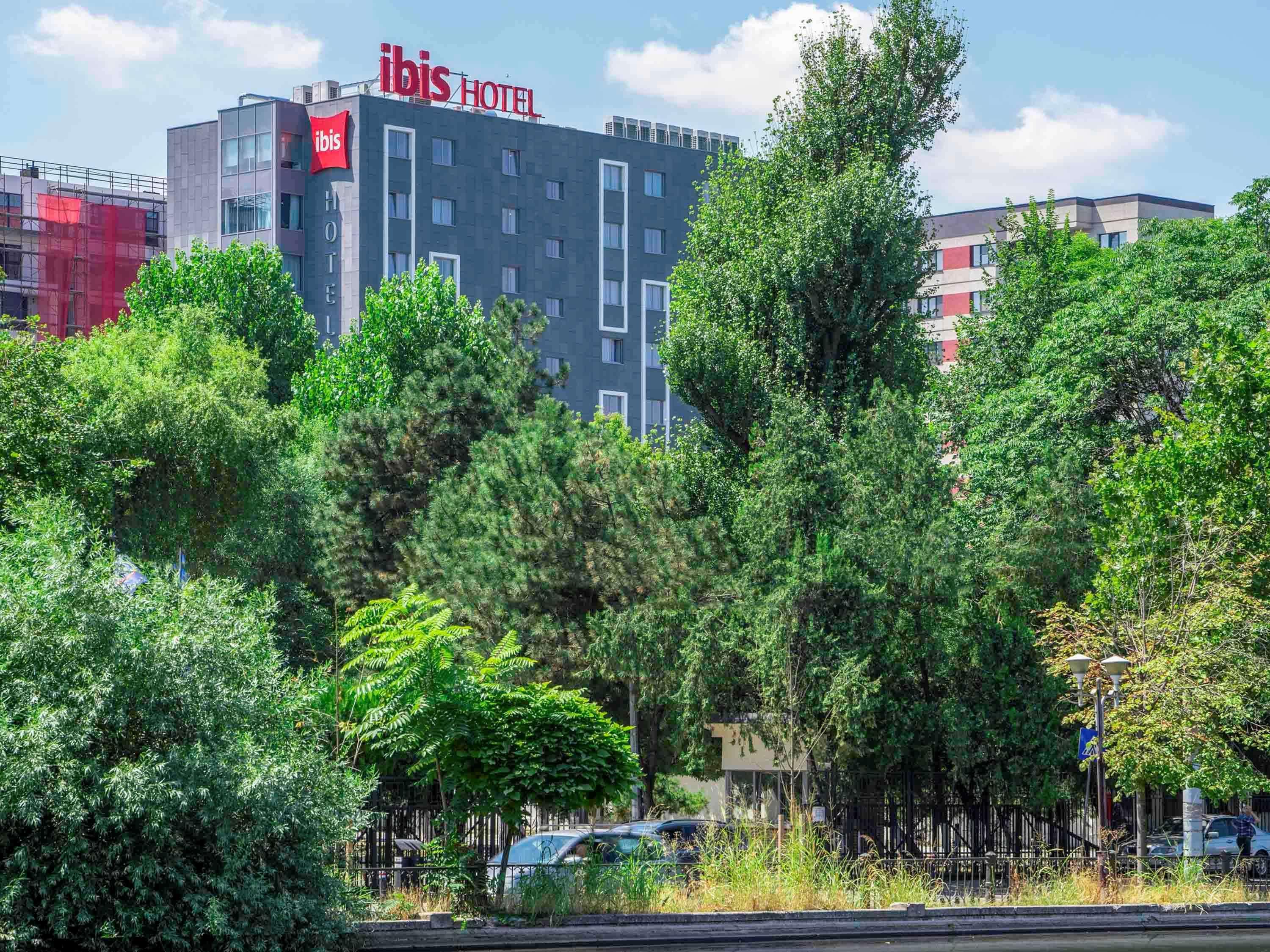 Hotel Ibis Bucharest Politehnica Exterior foto